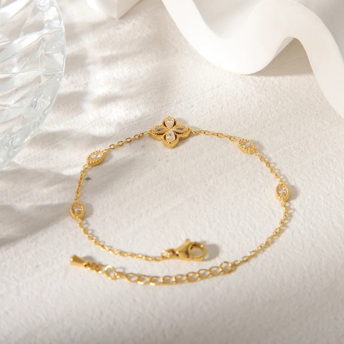 PULSERA FLOR CUBIC OVALOS