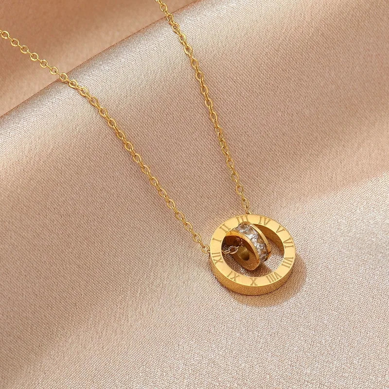 COLLAR NUMEROS ROMANOS