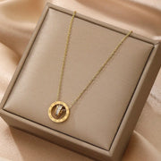 COLLAR NUMEROS ROMANOS
