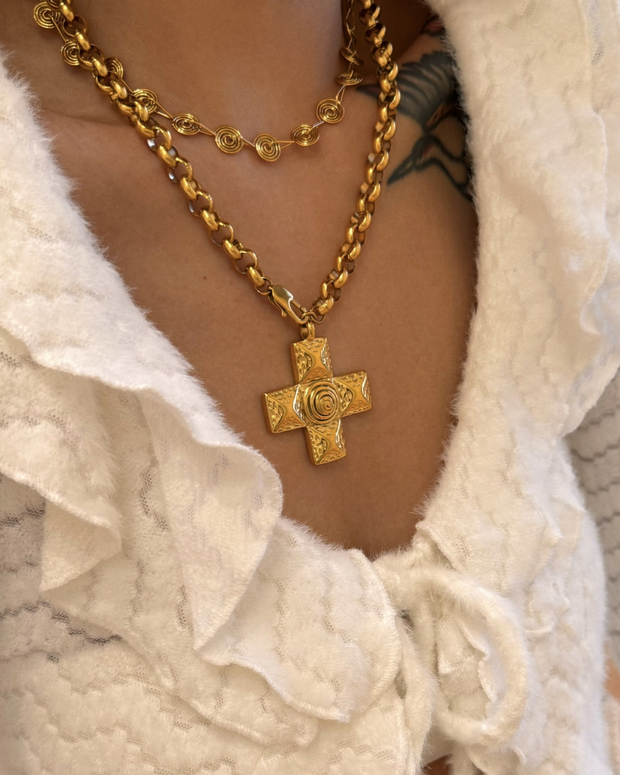 <h2>ACERO DORADO</h2>