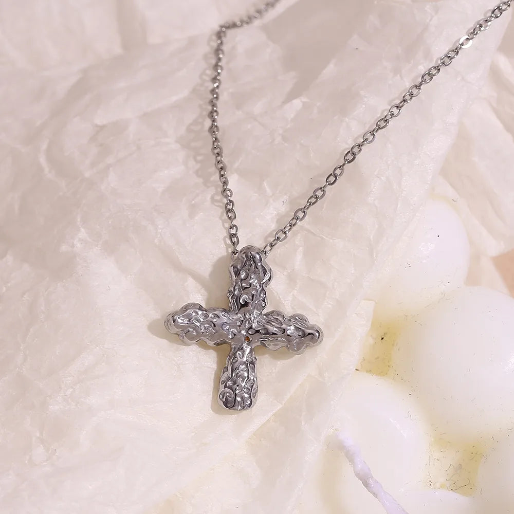 COLLAR CRUZ AESTHETIC SILVER