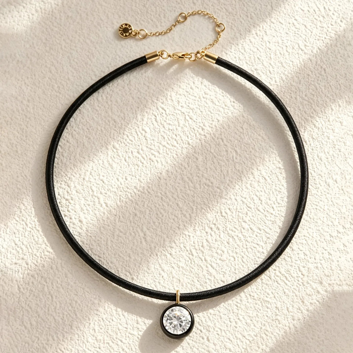 COLLAR SOGA NEGRA - DIJE NEGRO CUBIC REDONDO
