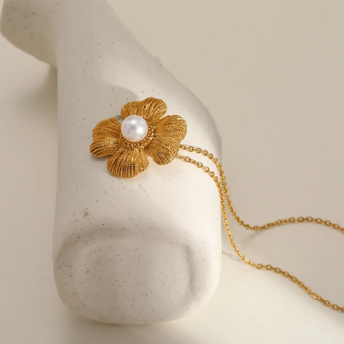 COLLAR FLOR MACRAME