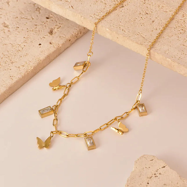 COLLAR CHLOE BUTTERFLY