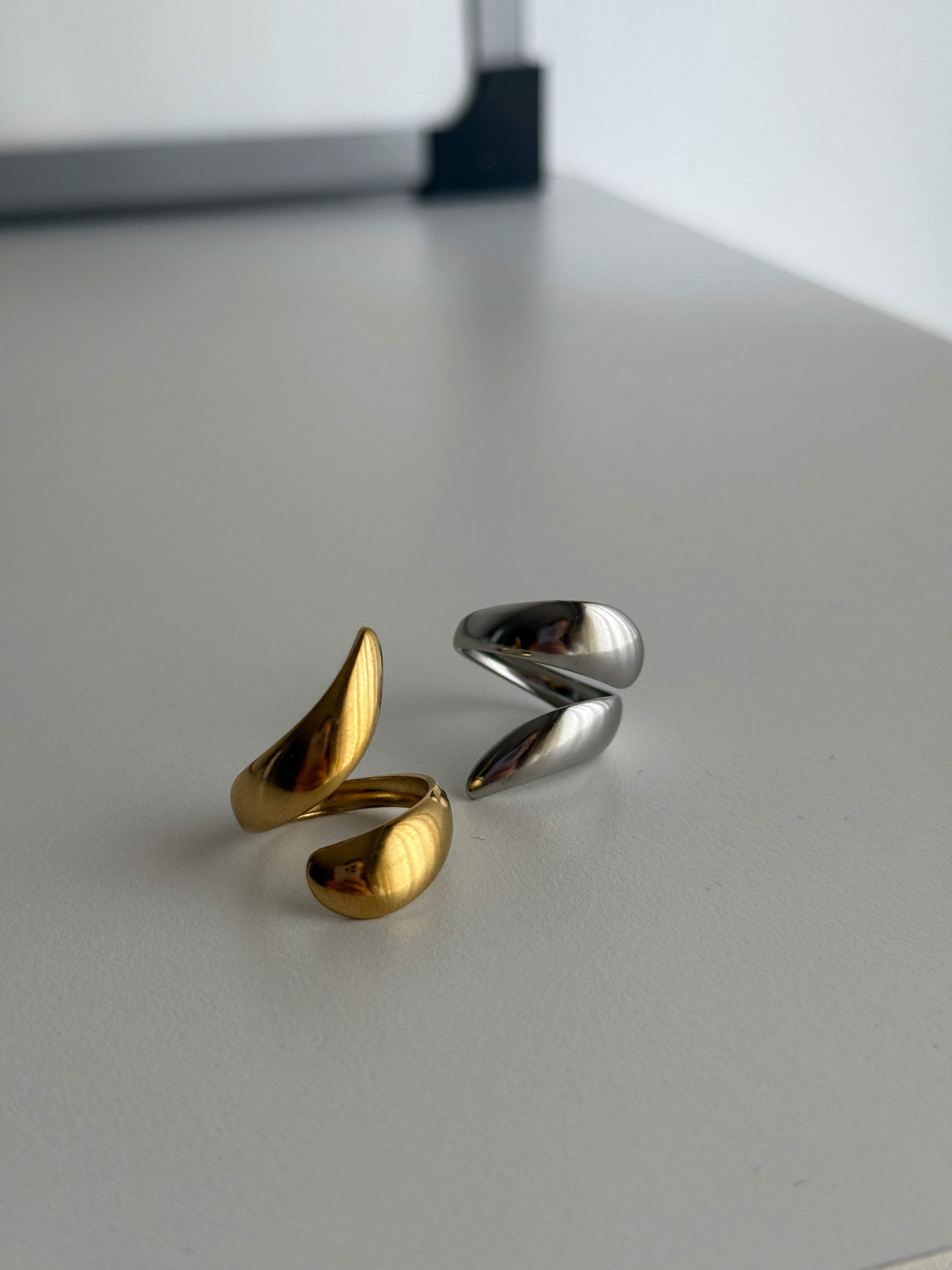 ANILLO DAITY GOLD