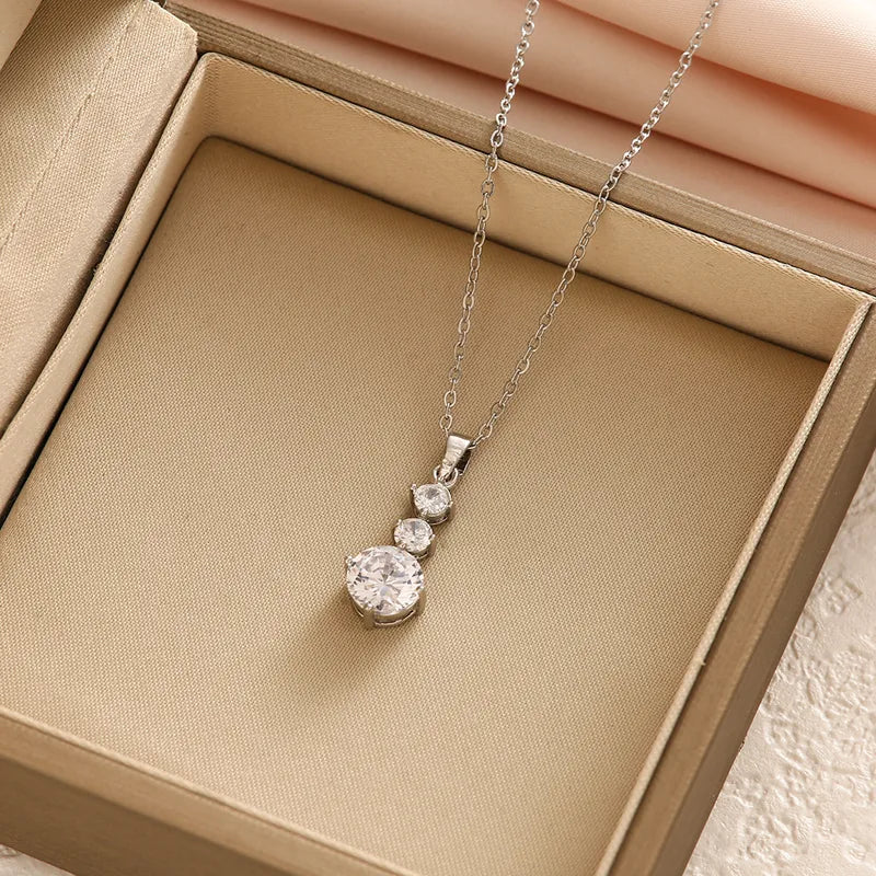COLLAR TRIPLE CHARM SILVER