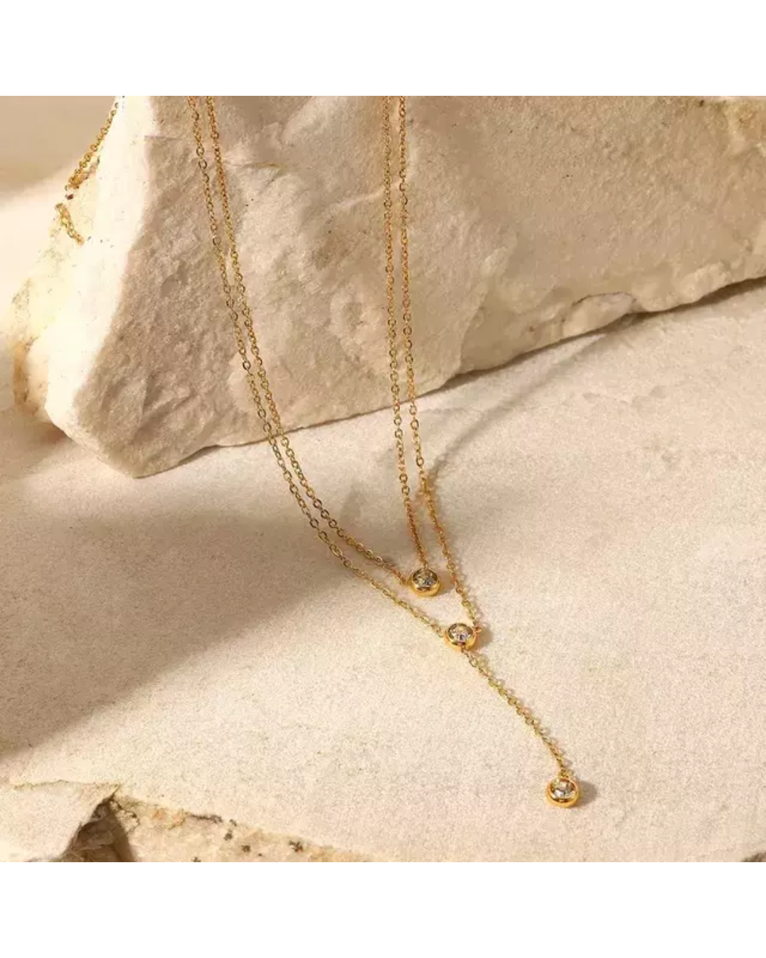 COLLAR DOBLE CORBATERO CUBIC