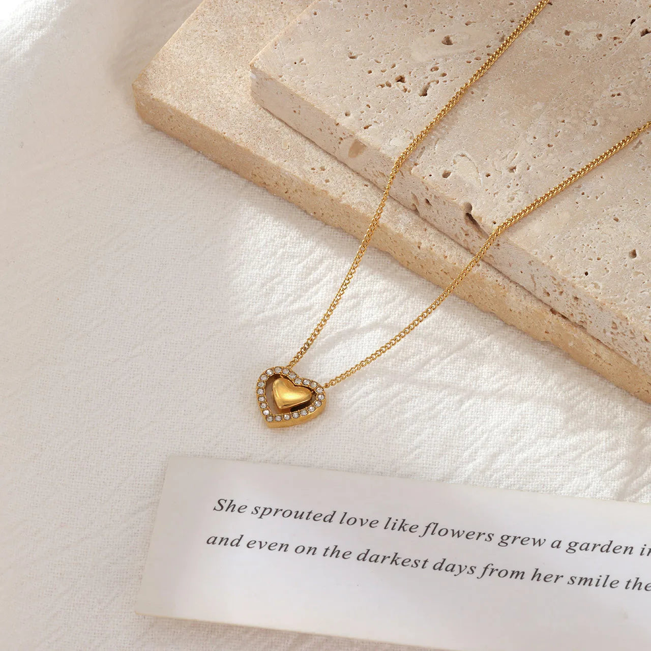 COLLAR HEARTLESS GOLD