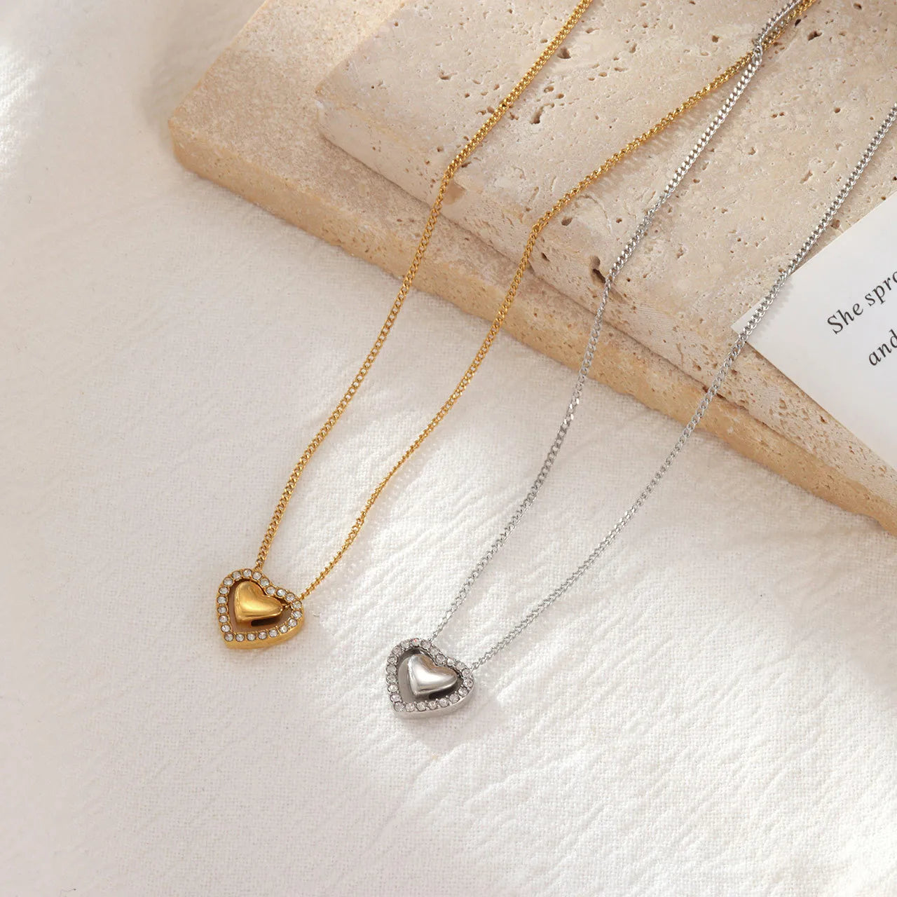 COLLAR HEARTLESS GOLD