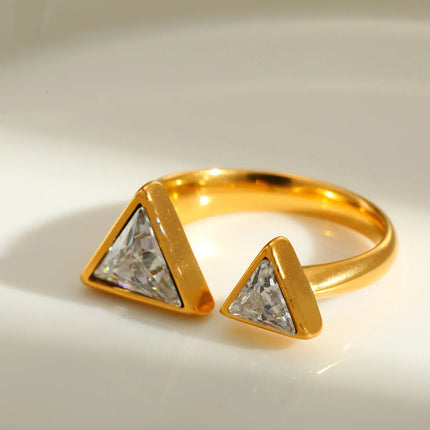ANILLO TRIANGLE CUBIC