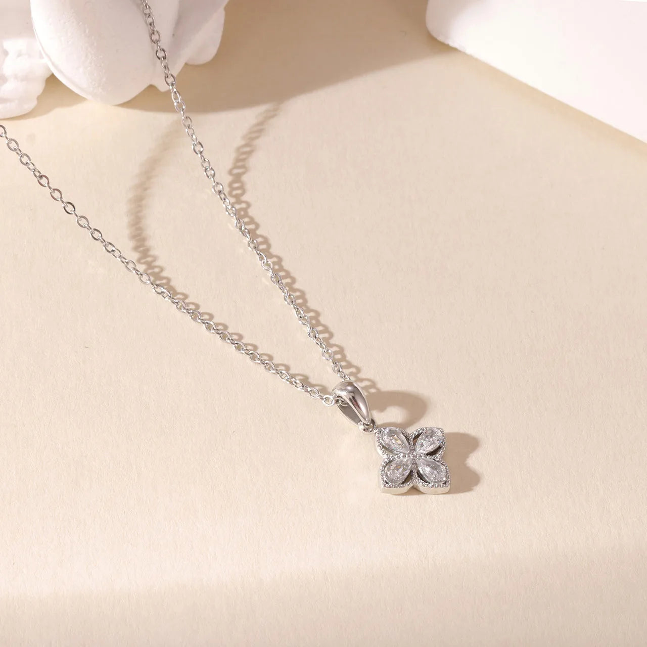 COLLAR ESTRELLA PREMIUM SILVER