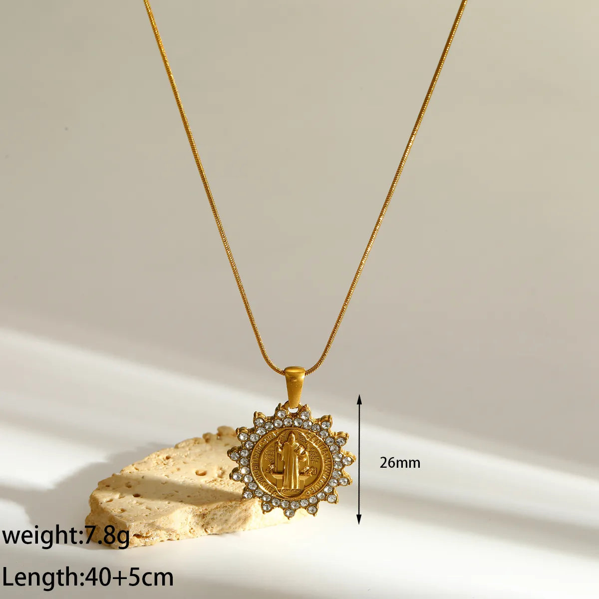 COLLAR MEDALLA SANTO LISA CUBIC