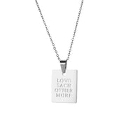 COLLAR MEDALLA FRASES SILVER LOVE EACH OTHER MORE