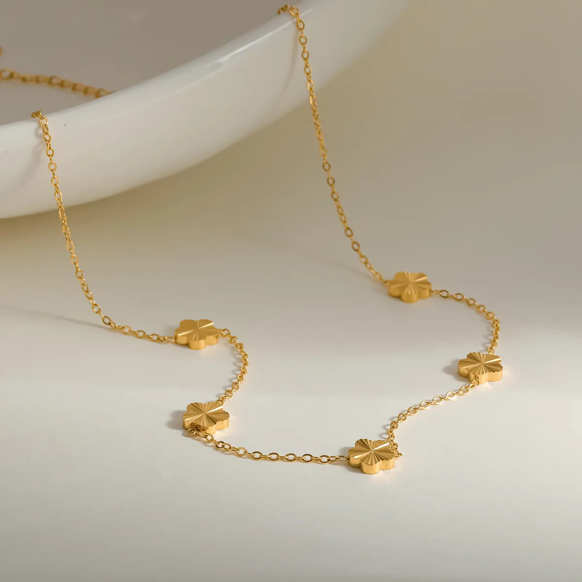 COLLAR TREBOLES GOLD