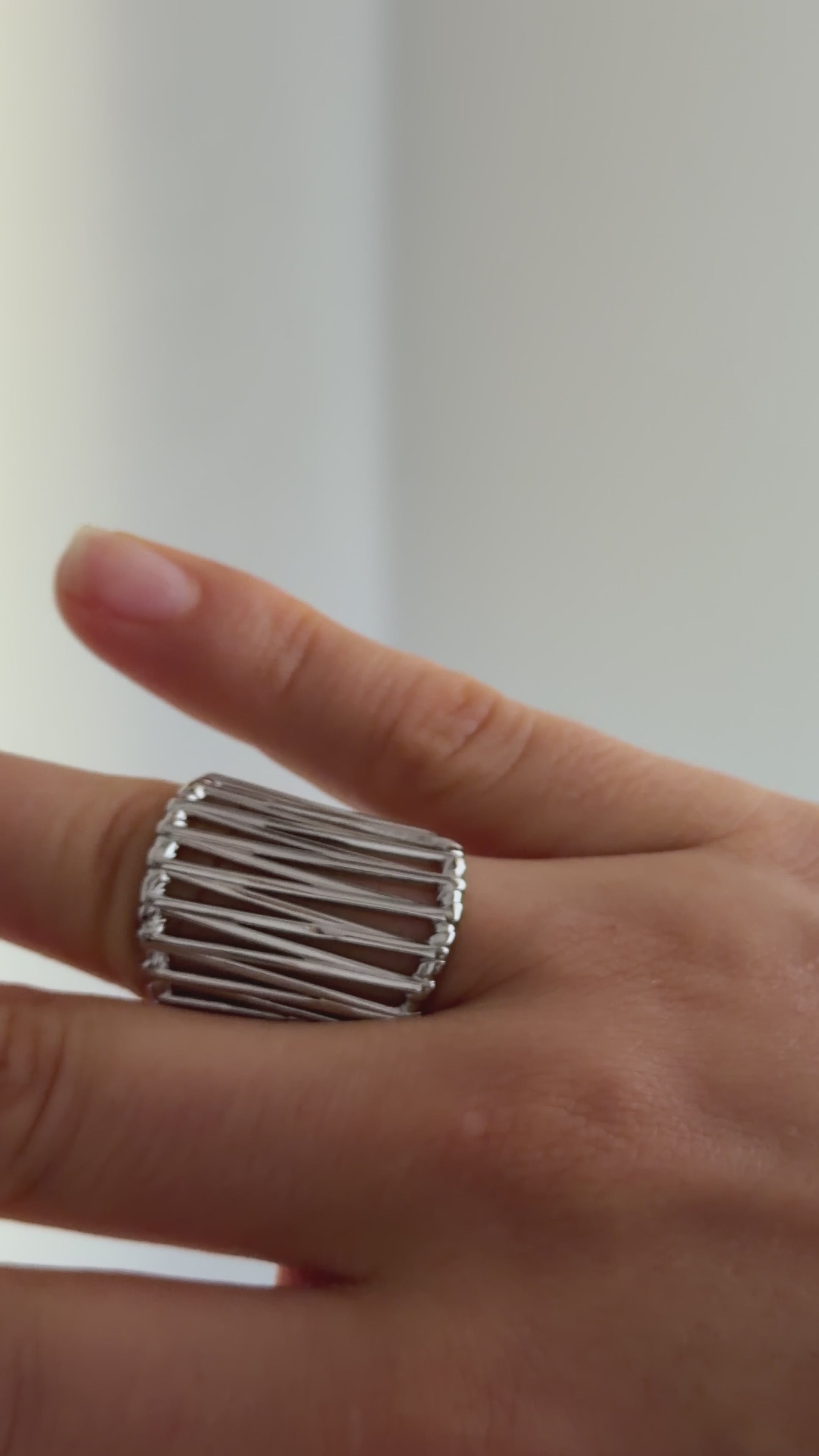 Cargar vídeo: ANILLO AVALON SILVER