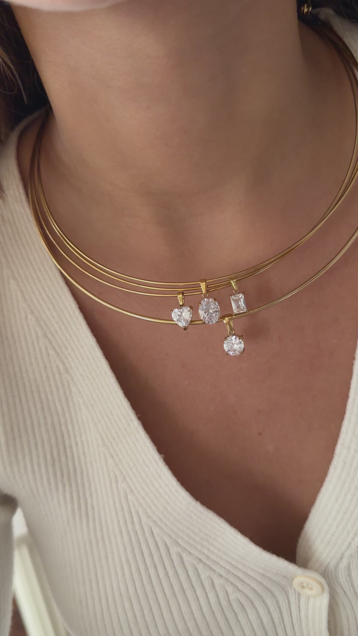 Cargar vídeo: COLLAR JUNE CUBIC CLASICO