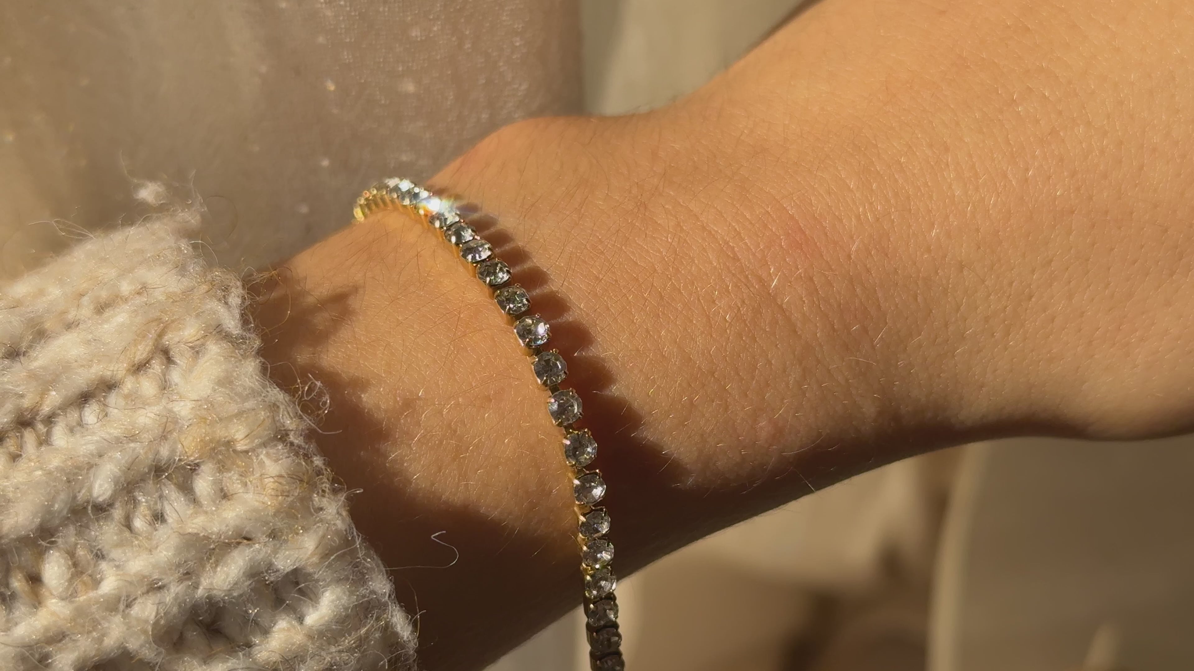 Cargar vídeo: PULSERA SOFT LUXURY GOLD