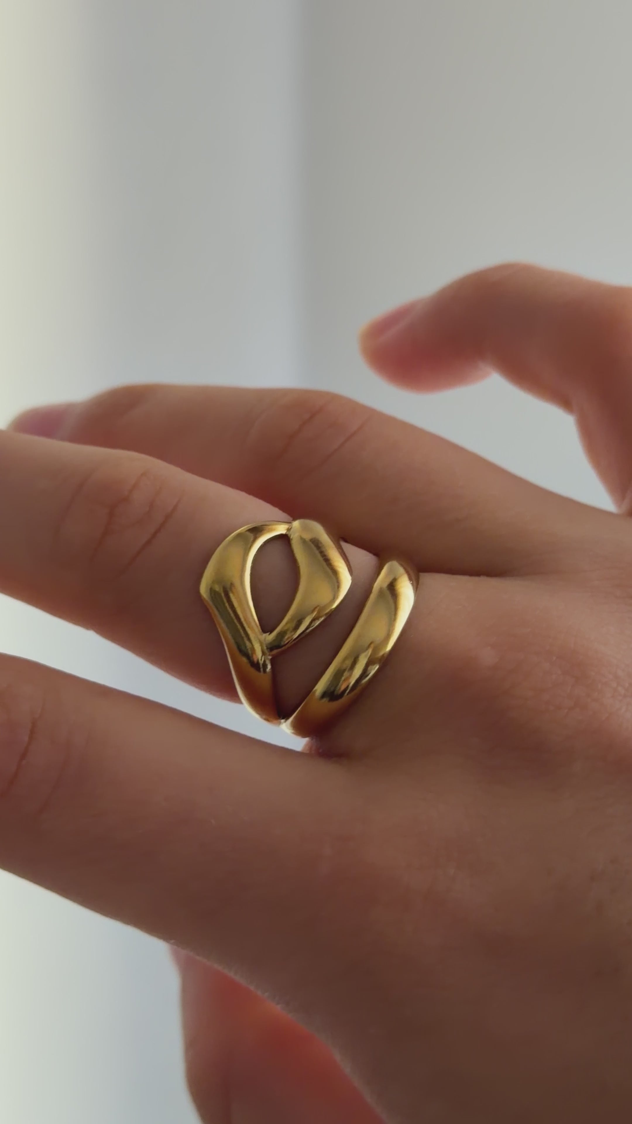 Cargar vídeo: ANILLO APOLO GOLD