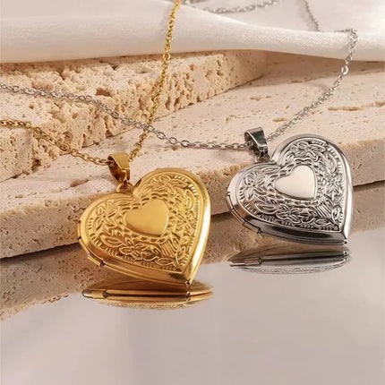 COLLAR RELICARIO HEART VINTAGE GOLD